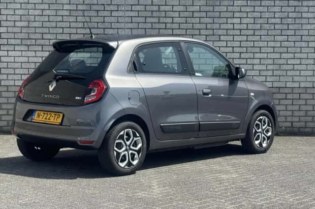 Renault Twingo (2022) thumbnail 2