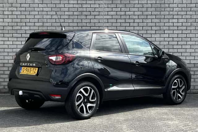 Renault Captur (2019) thumbnail 2