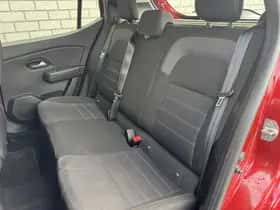 Dacia Sandero Stepway (2022) thumbnail 8