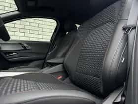 Renault Clio thumbnail 24