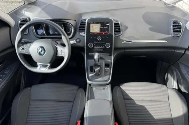 Renault Grand Scénic (2023) thumbnail 3