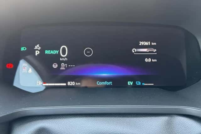 Renault Captur (2025) thumbnail 4
