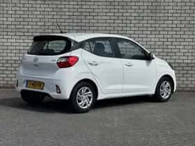 Hyundai i10 (2023) thumbnail 2