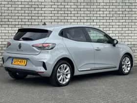 Renault Clio (2024) thumbnail 2