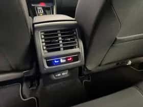 Volkswagen Golf (2022) thumbnail 11