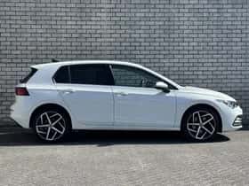 Volkswagen Golf (2022) thumbnail 17