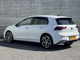 Volkswagen Golf (2022) thumbnail 5