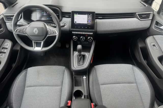 Renault Clio (2025) thumbnail 3
