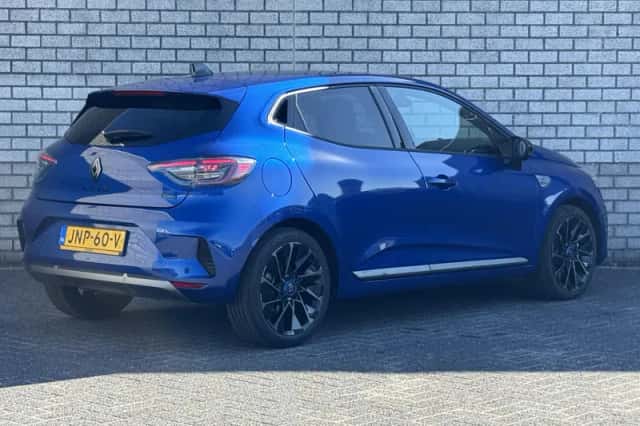 Renault Clio (2025) thumbnail 2