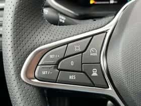 Renault Captur (2025) thumbnail 23