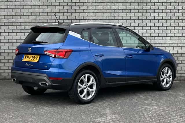 SEAT Arona (2025) thumbnail 2