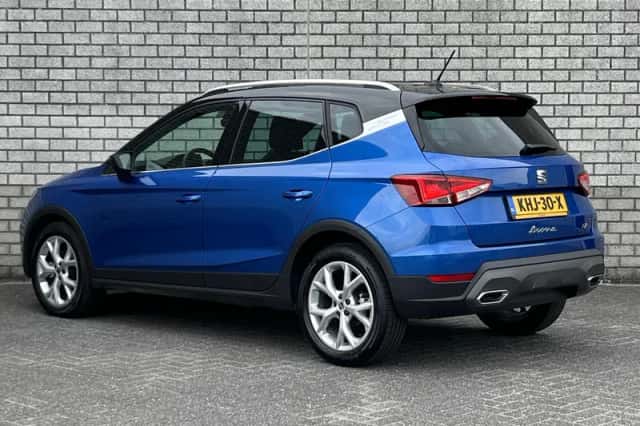 SEAT Arona (2025) thumbnail 6