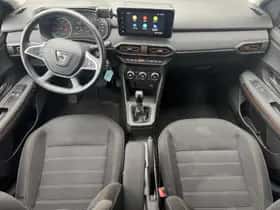 Dacia Sandero Stepway (2022) thumbnail 3