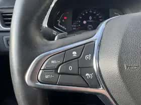 Renault Captur (2020) thumbnail 26