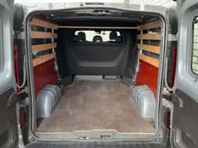 Renault Trafic (2023) thumbnail 9