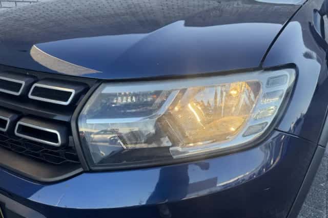 Dacia Sandero (2019) thumbnail 4