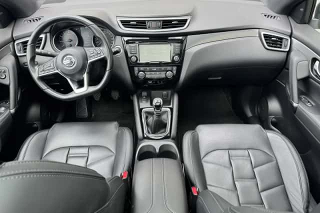 Nissan Qashqai (2020) thumbnail 3