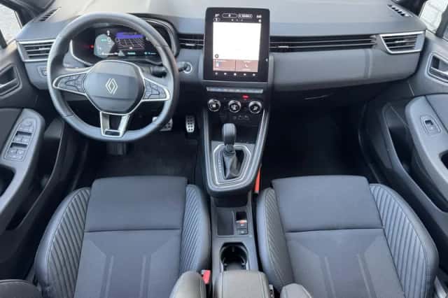Renault Clio (2025) thumbnail 3