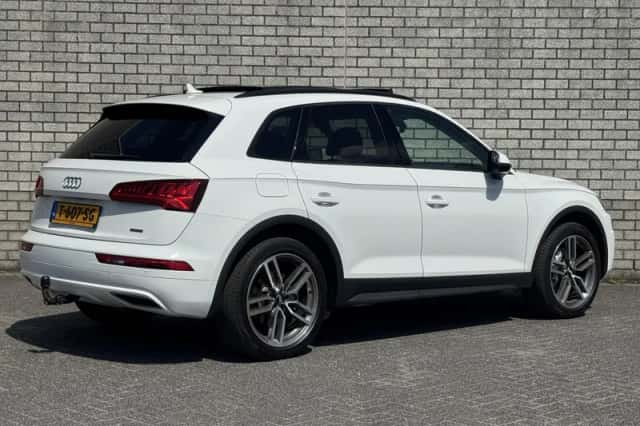 Audi Q5 (2020) thumbnail 2