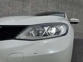 Nissan Pulsar (2017) thumbnail 2