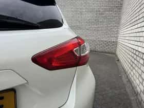 Nissan Pulsar (2017) thumbnail 4
