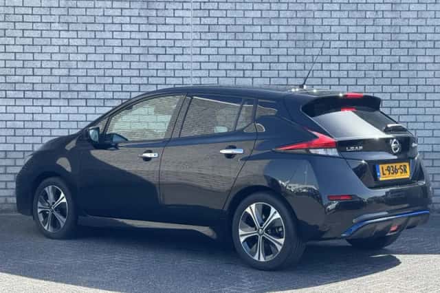 Nissan Leaf (2021) thumbnail 6