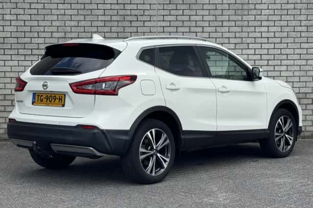 Nissan Qashqai (2018) thumbnail 2