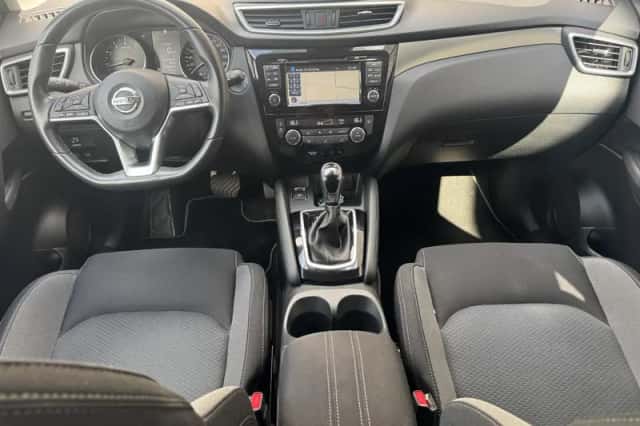 Nissan Qashqai (2018) thumbnail 3