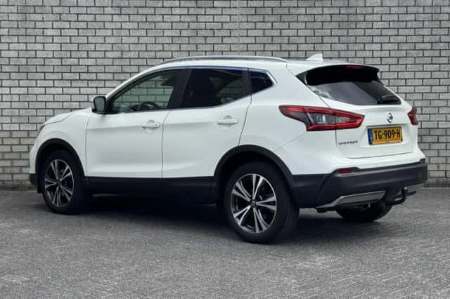 Nissan Qashqai (2018) thumbnail 6