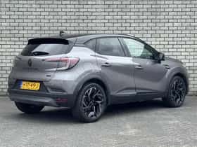 Renault Captur (2025) thumbnail 2