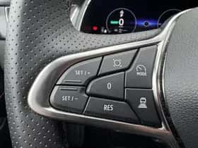 Renault Captur (2025) thumbnail 30
