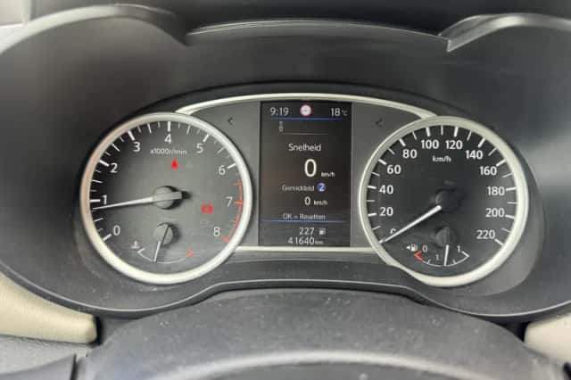 Nissan Micra (2021) thumbnail 4