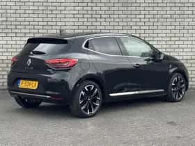 Renault Clio (2022) thumbnail 2
