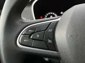 Renault Mégane (2023) thumbnail 21