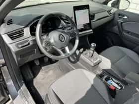 Renault Captur (2024) thumbnail 25