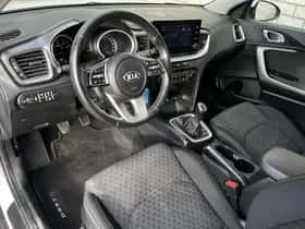 Kia XCeed (2021) thumbnail 23