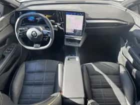 Renault Mégane E-Tech (2025) thumbnail 3