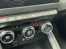 Renault Clio (2024) thumbnail 18