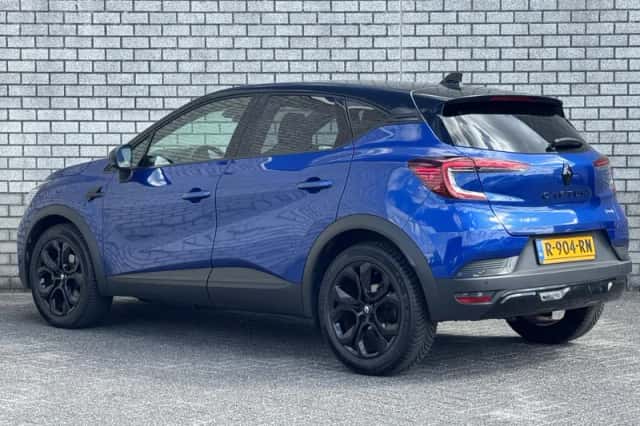 Renault Captur (2022) thumbnail 6