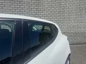Renault Clio (2016) thumbnail 12