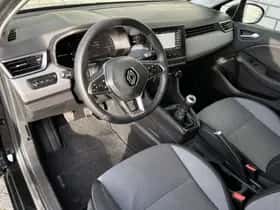 Renault Clio (2024) thumbnail 31