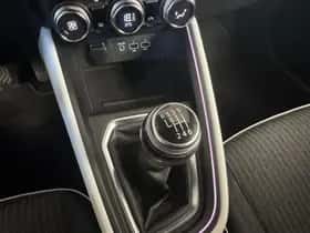 Renault Clio (2023) thumbnail 32