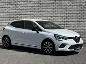 Renault Clio (2023) thumbnail 5