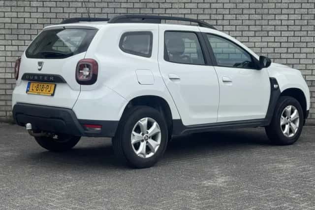 Dacia Duster (2021) thumbnail 2
