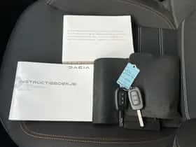 Dacia Sandero Stepway (2023) thumbnail 15