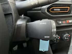 Dacia Sandero Stepway (2023) thumbnail 23