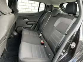 Dacia Sandero Stepway (2023) thumbnail 8