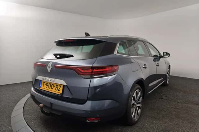 Renault Mégane (2023) thumbnail 2