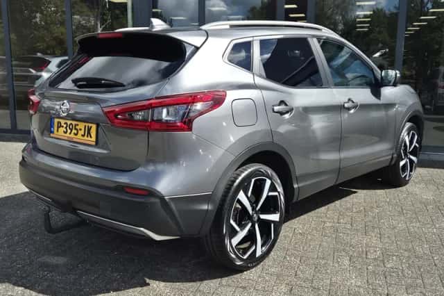 Nissan Qashqai (2018) thumbnail 2