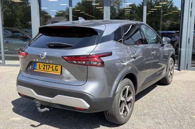 Nissan Qashqai (2021) thumbnail 2